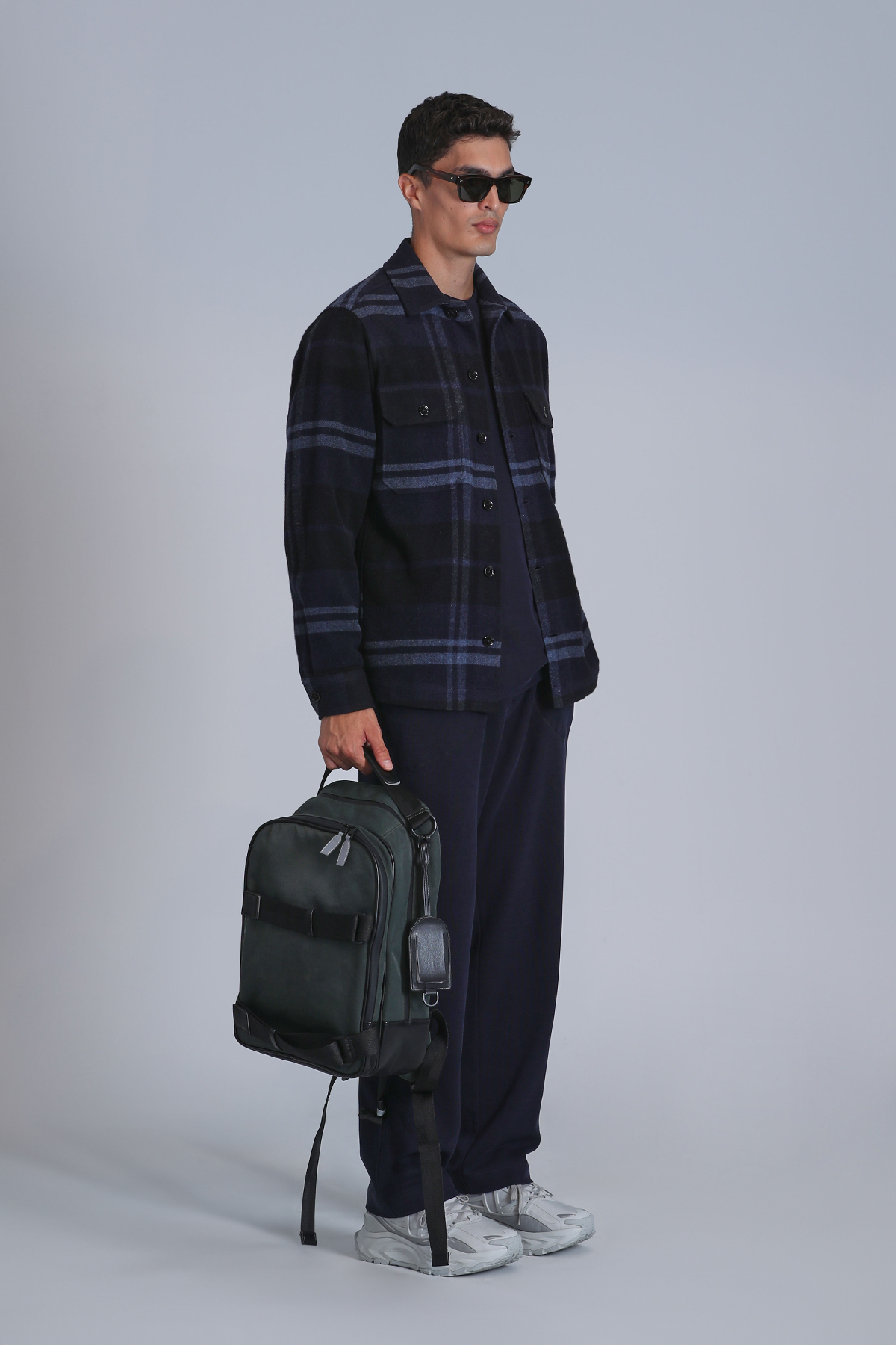 Barder Erkek Basic Gömlek Slim Fit Lacivert - LUFIAN