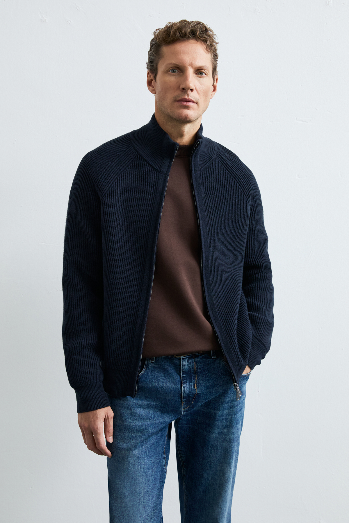 Ardan Strickjacke aus Baumwollmischung mit Reißverschluss und Stehkragen Marineblau - LUFIAN
