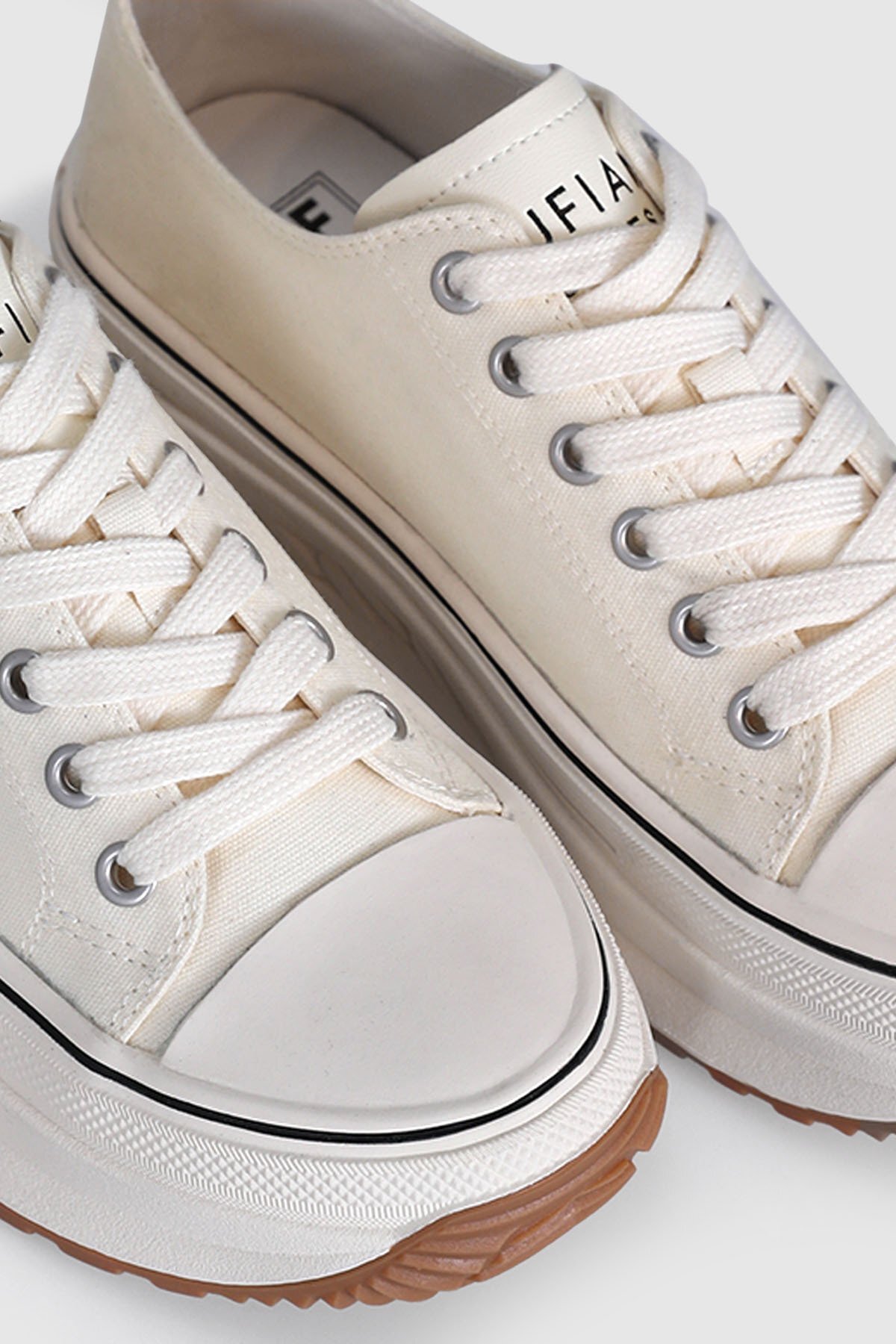 Shay Damenschuhe in Weiß - LUFIAN