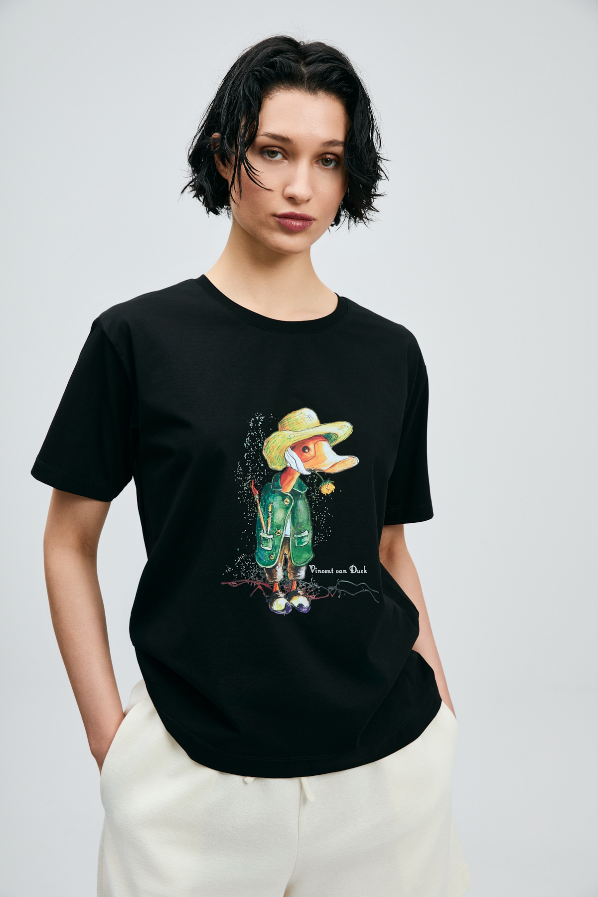 Fame Women's T-Shirt Black - LUFIAN