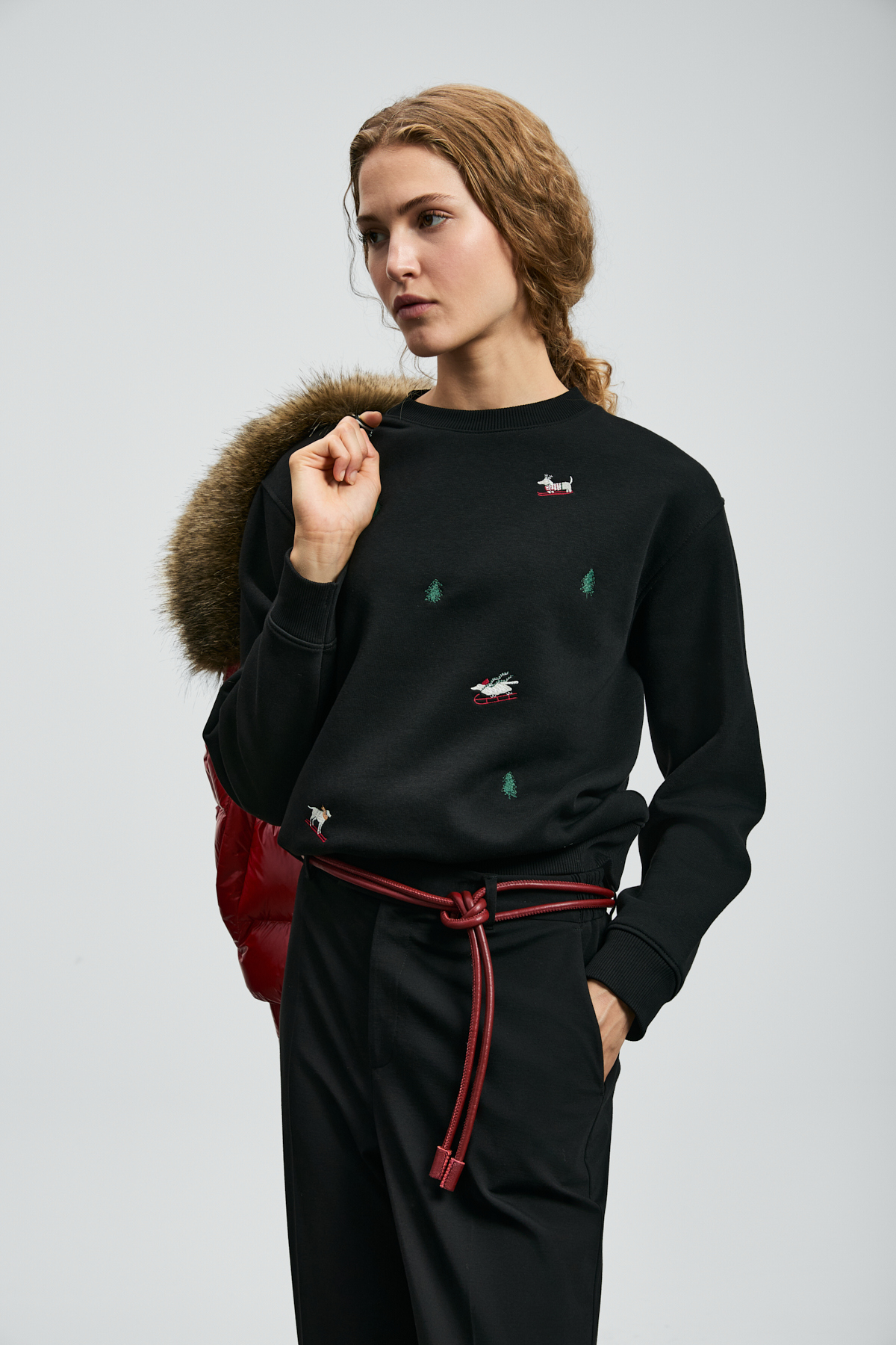 Merry Women's Knitted Sweatshirt Black - LUFIAN