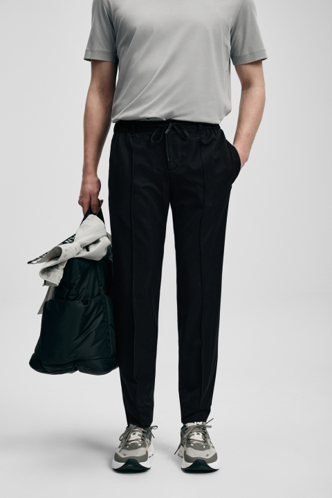 Pito Jogger Pants Slim Fit Black - LUFIAN