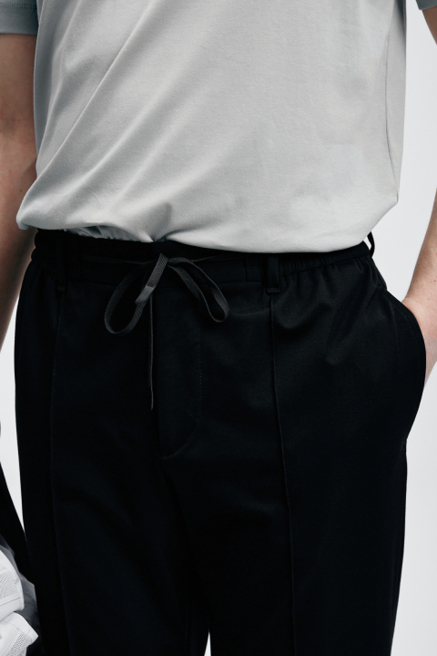 Pito Jogger Pants Slim Fit Black - LUFIAN