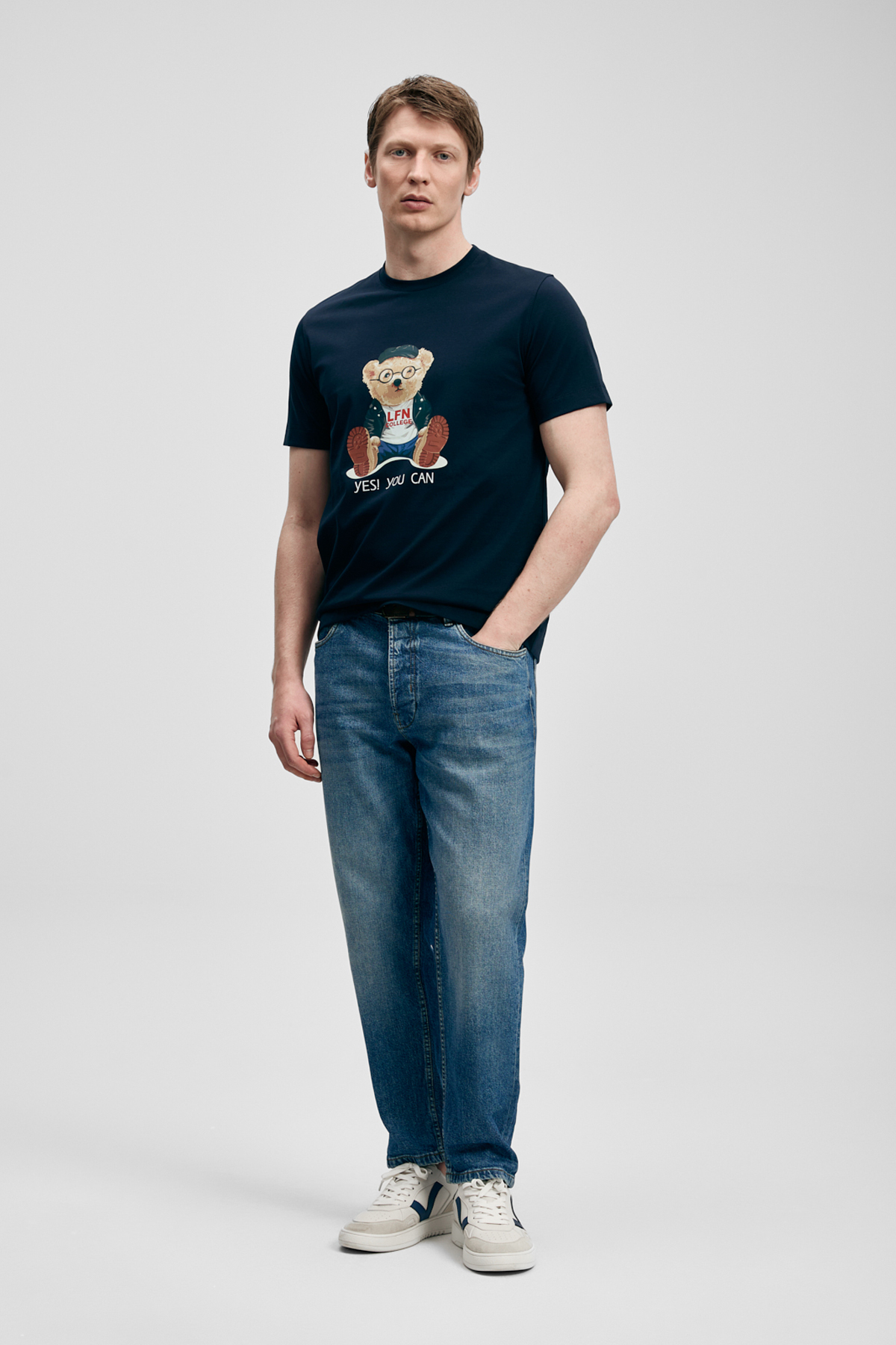 Teddy Modern Graphic T-Shirt Navy Blue - LUFIAN
