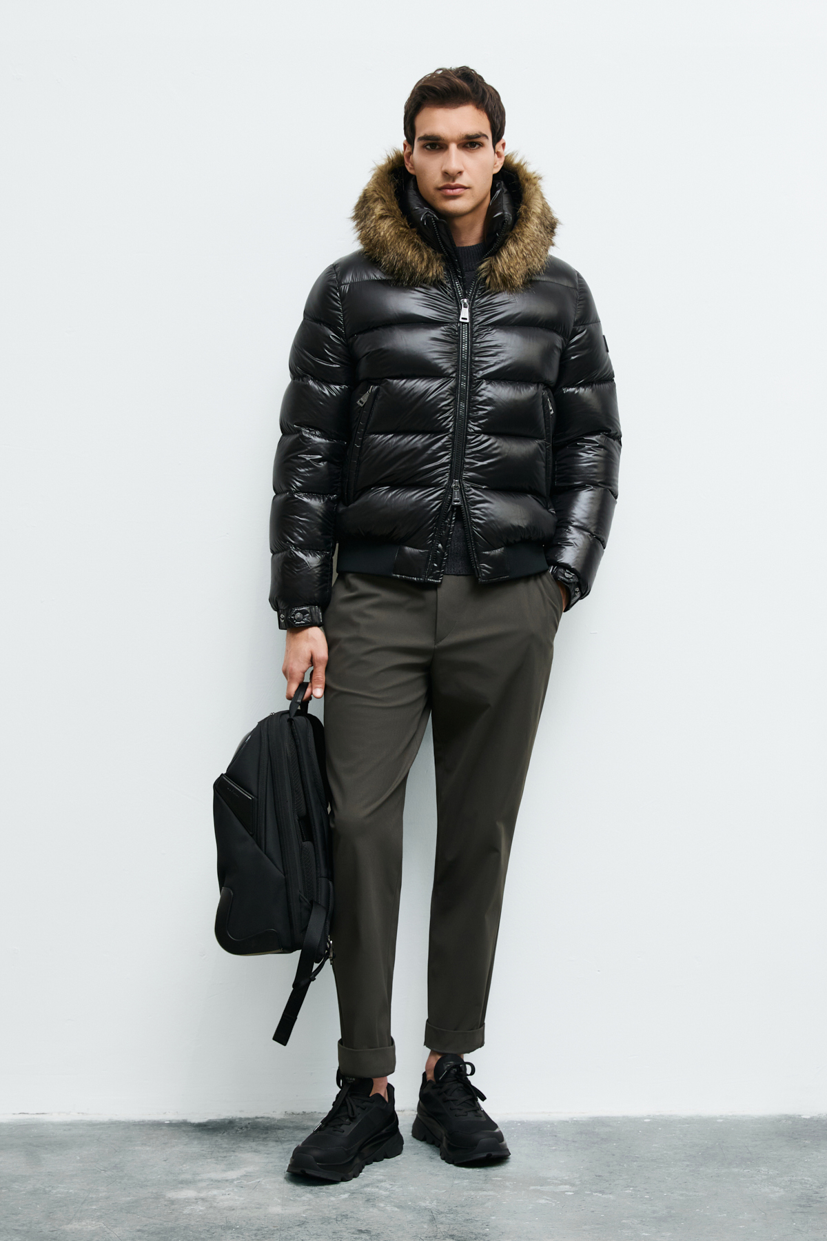 Jeam Erkek Kürklü Kaz Tüyü Parlak Şişme Mont Siyah - LUFIAN