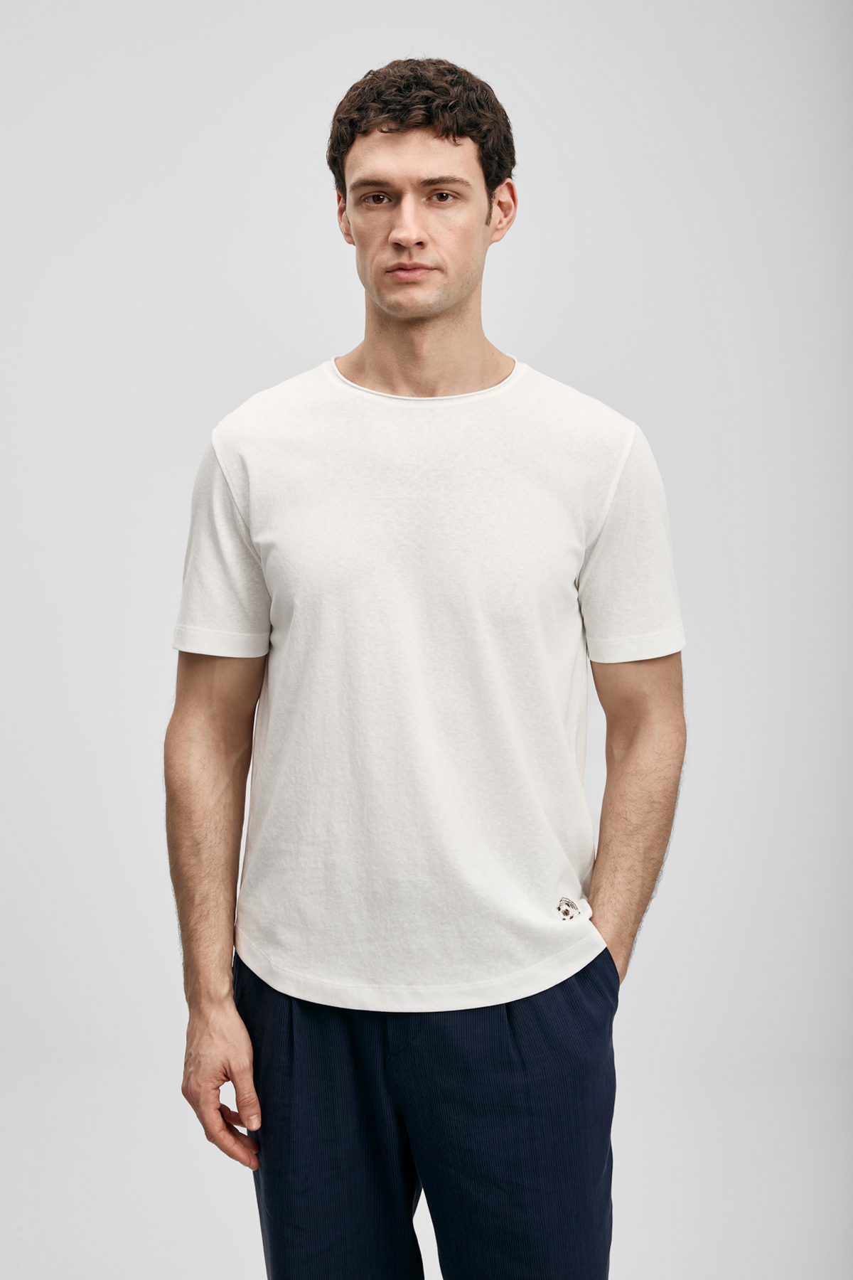 Junya Erkek Basic Tişört Kırık Beyaz - LUFIAN