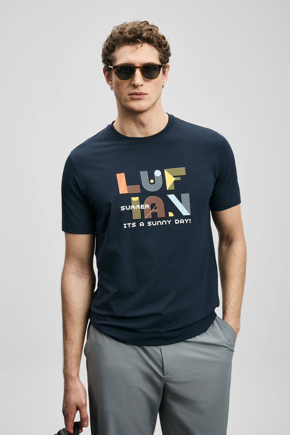 Sunny Modern Grafik Tişört Lacivert - LUFIAN